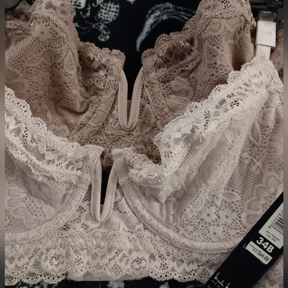 Lace Bustier Bra - Picture 2 of 12